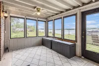 Magician Lakefront Home in Sister Lakes Hotel a Silver Creek Township