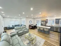 3-bedroom house in charming Dennis minutes to Corporation Beach. Relax & unwind.
