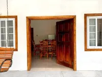 Hibiscus Cove Hotels in Sandy Bay