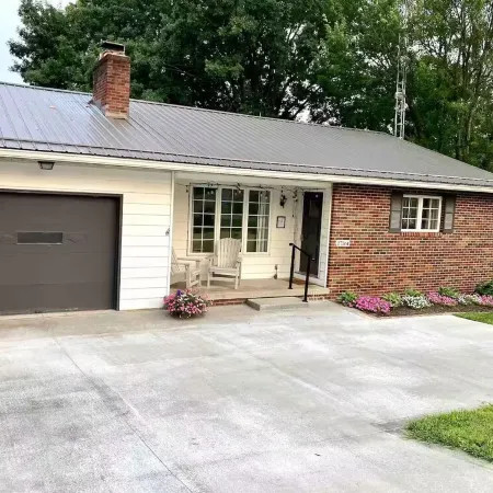 Charming & quiet 2-bedroom house in Walnut Creek