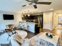 Sunsets at Angola on the Lake Charming 3-bedroom townhome Hotels in Evans