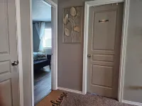 Luxury rental, Spare room