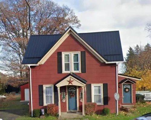 The Red House Hotels in Wayne County