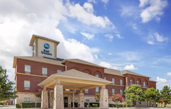 Best Western Red River Inn  Suites