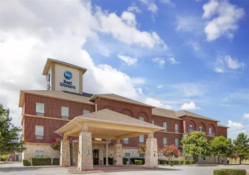 Best Western Red River Inn  Suites