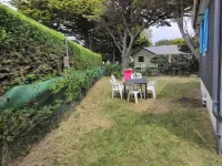 Cottage 100 m from the sea Hotels in Portbail