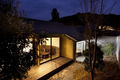 Gokuraku Onsen Takumi No Yado - Homestays