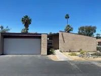 Private Desert Oasis 2BR/2BA Gated Retreat with Mnt Views, Pool & Pickleball