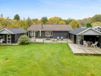 "Siiri" - 28km from the Sea