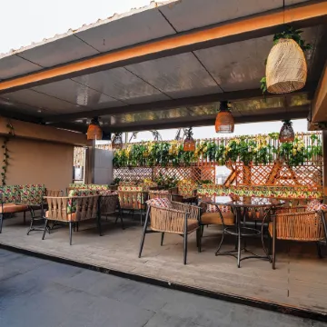 Acr Luxury Hotel