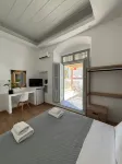 Douskos Guesthouse Hotel a Neapolis