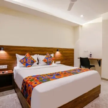 安特勒斯酒店 鄰近Borivali Railway Station的酒店