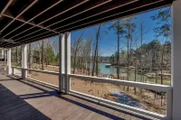 Waterfront 5-Bedroom Cabin on Lake Martin
