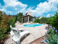 Villa in Taradeau near Vineyards & Beaches - Pools