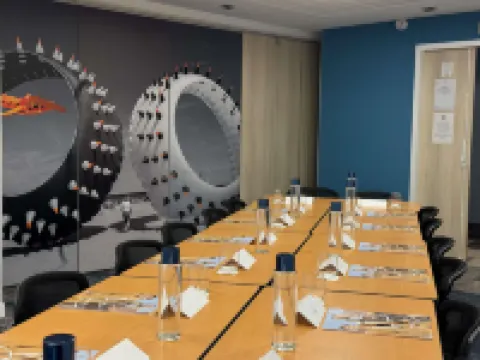 โรงแรมเมอร์เคียว เดียป ลา เพรซิด็องซ์