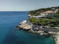 Hôtel les Roches Blanches Cassis - parking