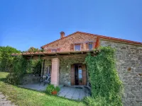 Holiday Home in Paciano near Lake Trasimeno