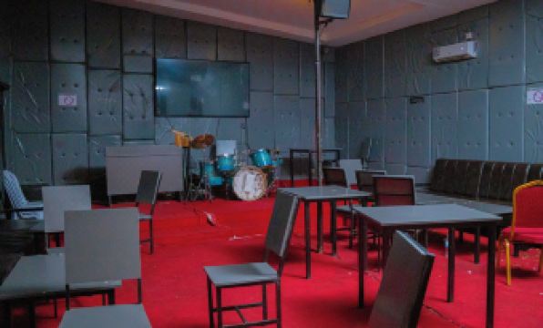 Best Inn Motel Musinguzi Frank