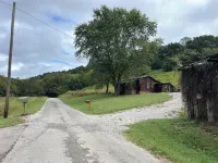 Country log cabin in beautiful middle Tennessee