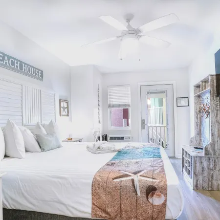 The Lighthouse Resort Inn & Suites