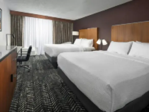 Four Points by Sheraton Kansas City Airport Hotels in Kansas City