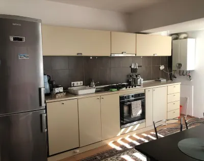 Central Hill 2-bedroom apartment in awesome Reșița with WiFi, AC Hotels in 