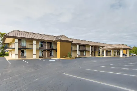 Quality Inn Forest City