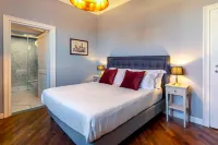 Nice 2 bedroom apartment in front of Pitti Palace. Piazza Pitti II 佛羅倫斯酒店