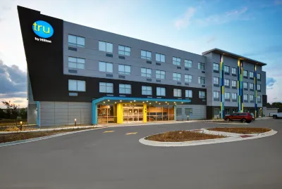 Tru by Hilton Monroe MI Отели в г. 