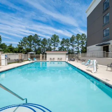 Holiday Inn Express & Suites Augusta West - Fort Gordon by IHG
