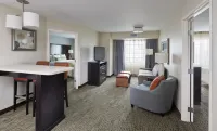 Staybridge Suites PHILADELPHIA- MONTGOMERYVILLE by IHG - parking