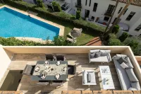 El Casar Townhouse Benahavis - 3-Star