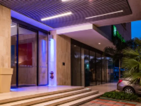 Holiday Inn Express CARTAGENA MANGA by IHG Hôtels à proximité de : Centre olympique