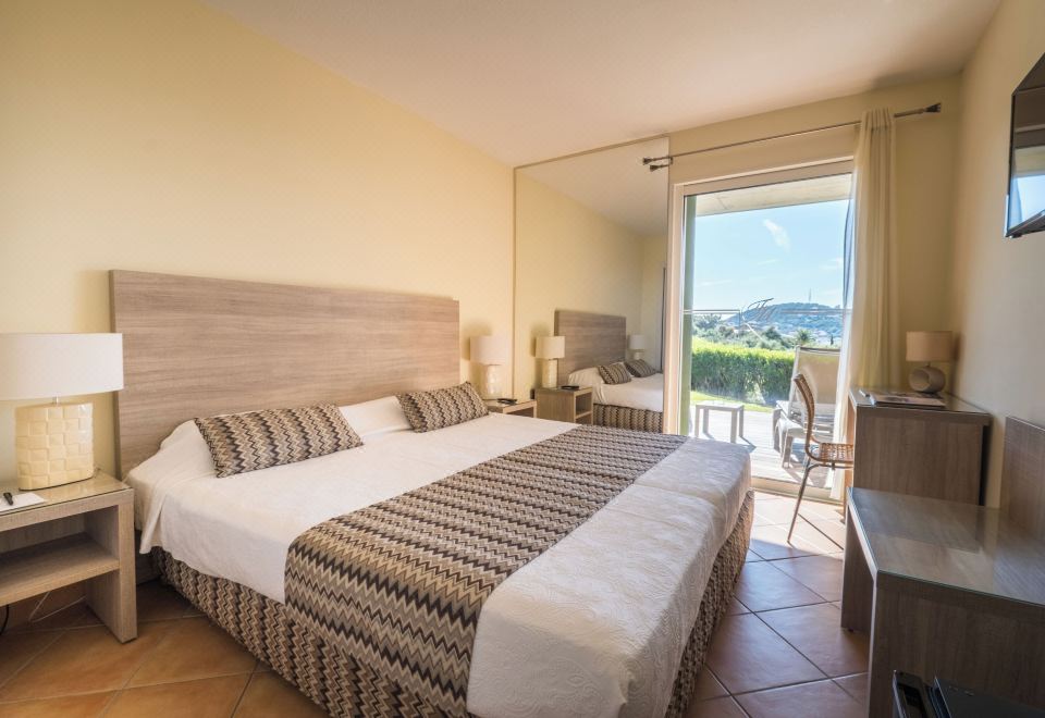 Hôtel Funtana Marina - Housity