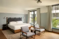 ザ・ジュント Vue Columbus周辺のホテル