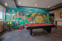 ترو باي هيلتون ماكيني فنادق في ماككيني