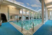 Senator Inn & Spa - Pool
