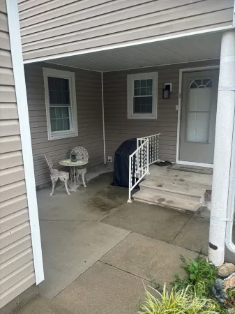 A Wonderful 3 Bedroom House Close to the Shawnee National Forest !