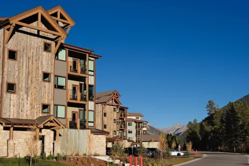 NEW! Luxury Keystone Condo with Mountain Views