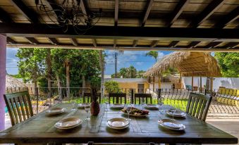 Mexican Style Villa with Private Pool, Free Utilities