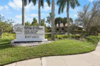 Spacious Balcony and Access to Docks - Charming Coastal Oasis