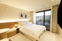 H AVENUE  Jecheon Station Hotels in Jecheon-si