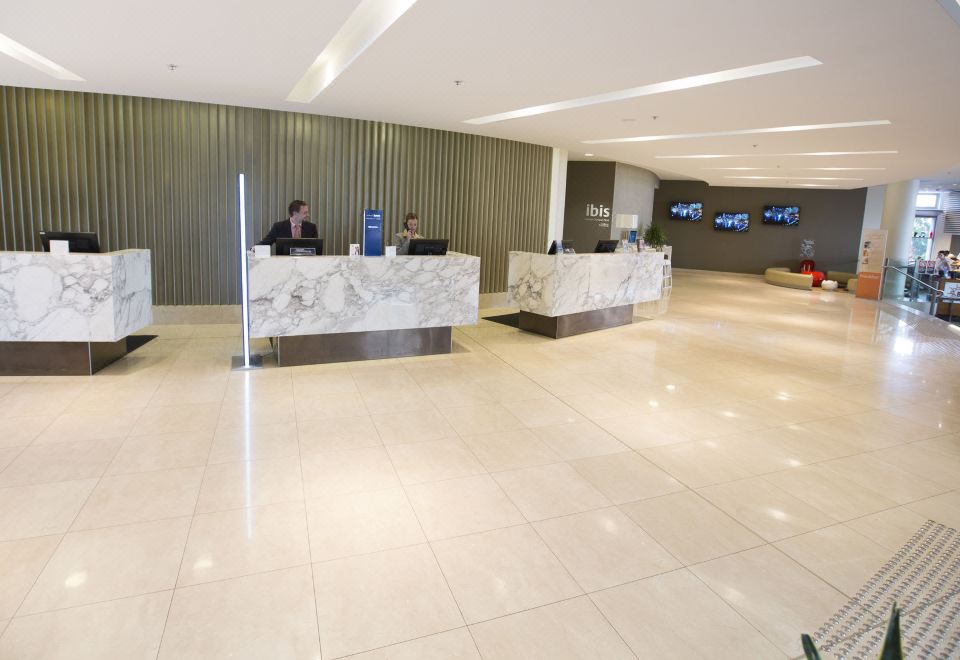 Hotel Ibis Sydney Olympic Park Over view