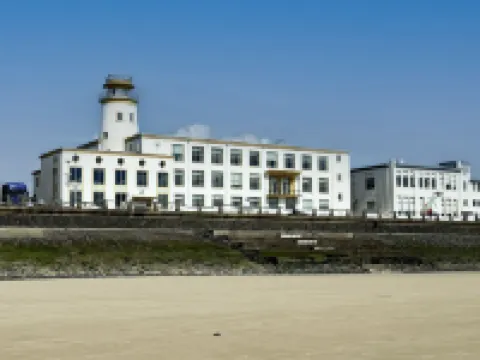 海運學校飯店 弗利辛恩住宿飯店