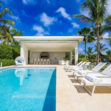 Villa Desiree 5BR Cocotal Luxury Villa Pool Maid