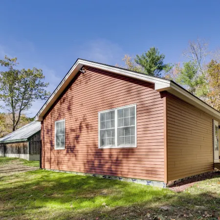Wooded Retreat w/ Pet-friendly Yard in Standish