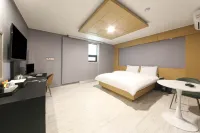 Gumi Wonpyeongdong Carino