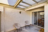 4 Mi to Mill Ave: Family Retreat w/ Patio in Tempe - Apartments