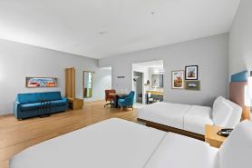 Hampton Inn & Suites Lancaster