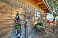 Puget Sound Escape Private Beach and Oversized Deck - Sea View